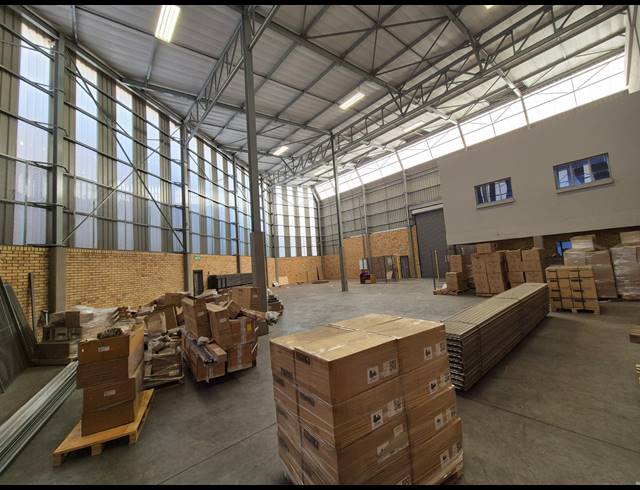 609M² WAREHOUSE TO LET IN LINBRO PARK